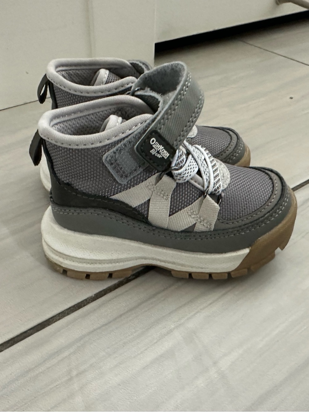 OshKosh B'gosh Gray and Brown Kids Outdoor Boots
